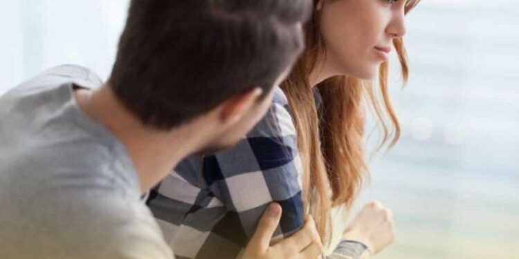 dấu hiệu crush ghen