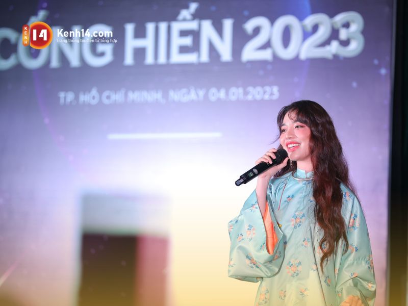 Đôi nét về ca sĩ Hoàng Duyên
