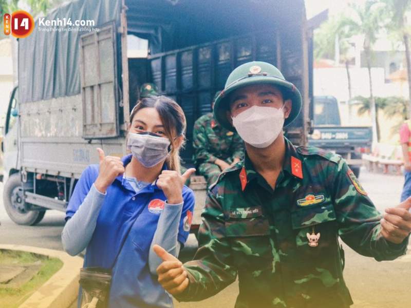 Tốt nghiệp ĐH Văn hóa Nghệ thuật Quân đội