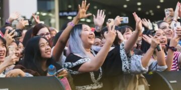 Kinh nghiệm đi concert - Cách tận hưởng buổi biểu diễn tuyệt vời