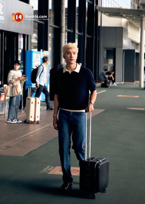 Outfit sân bay nam đơn giản mà vẫn thu hút