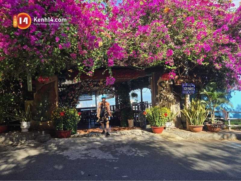 quan cafe chill vung tau 6 Trải nghiệm ẩm thực thuần Việt tại Sơn Đăng Quán