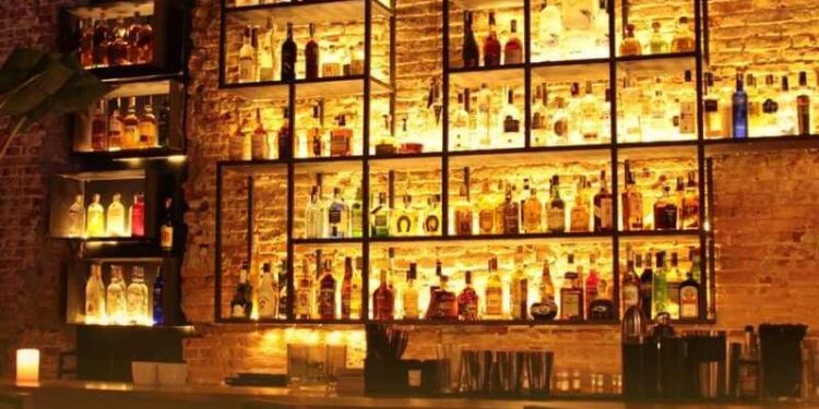 Bật mí 4+ quán pub chill ở Hà Nội cực “hot hit” năm 2025