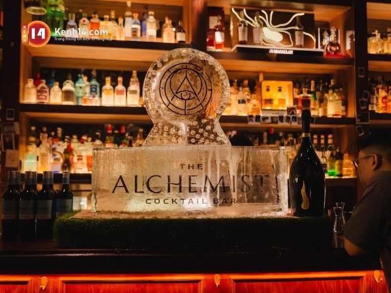 Tận hưởng phong cách châu Âu tại The Alchemist